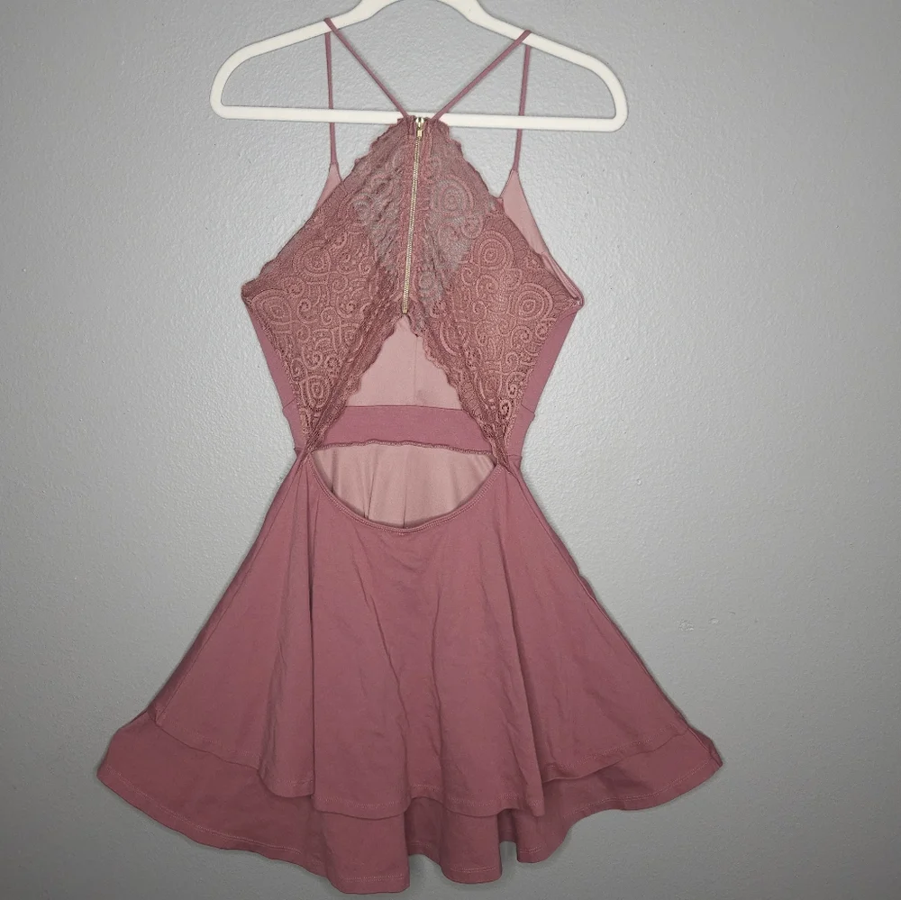 Windsor Blush  lace back skater dress - Picture 2 of 10
